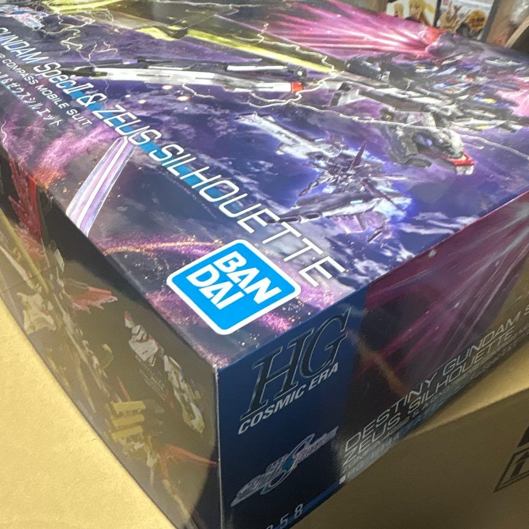 HG1/144デスティニーガンダムSpecⅡ&ゼウスシルエット