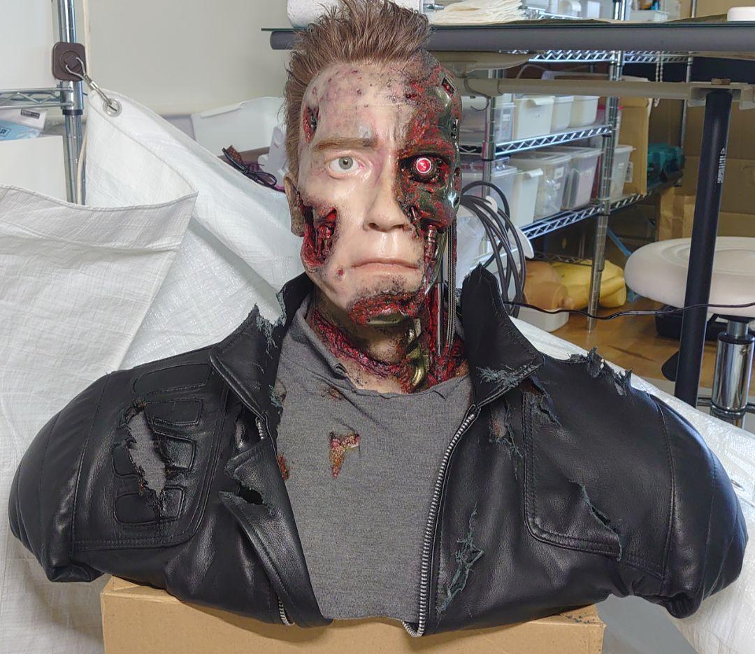 等身大 ターミネーター３ シリコンバスト T3 アーノルドシュワルツェネッガー