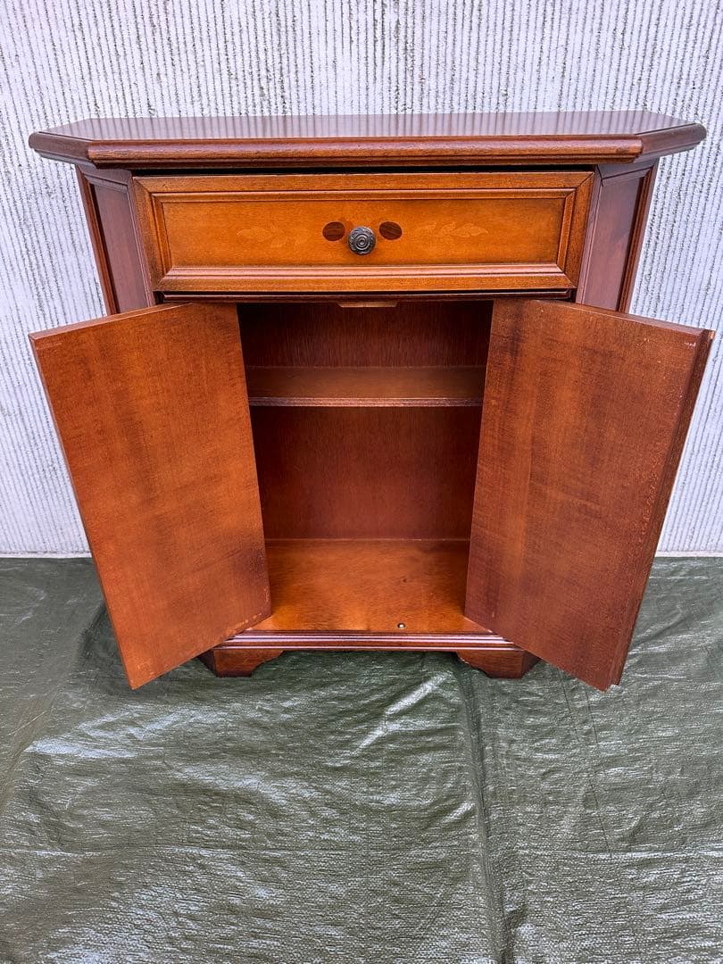 【コンソール】イタリア　象嵌　キャビネット　収納　花台　飾り台　アンティーク◎