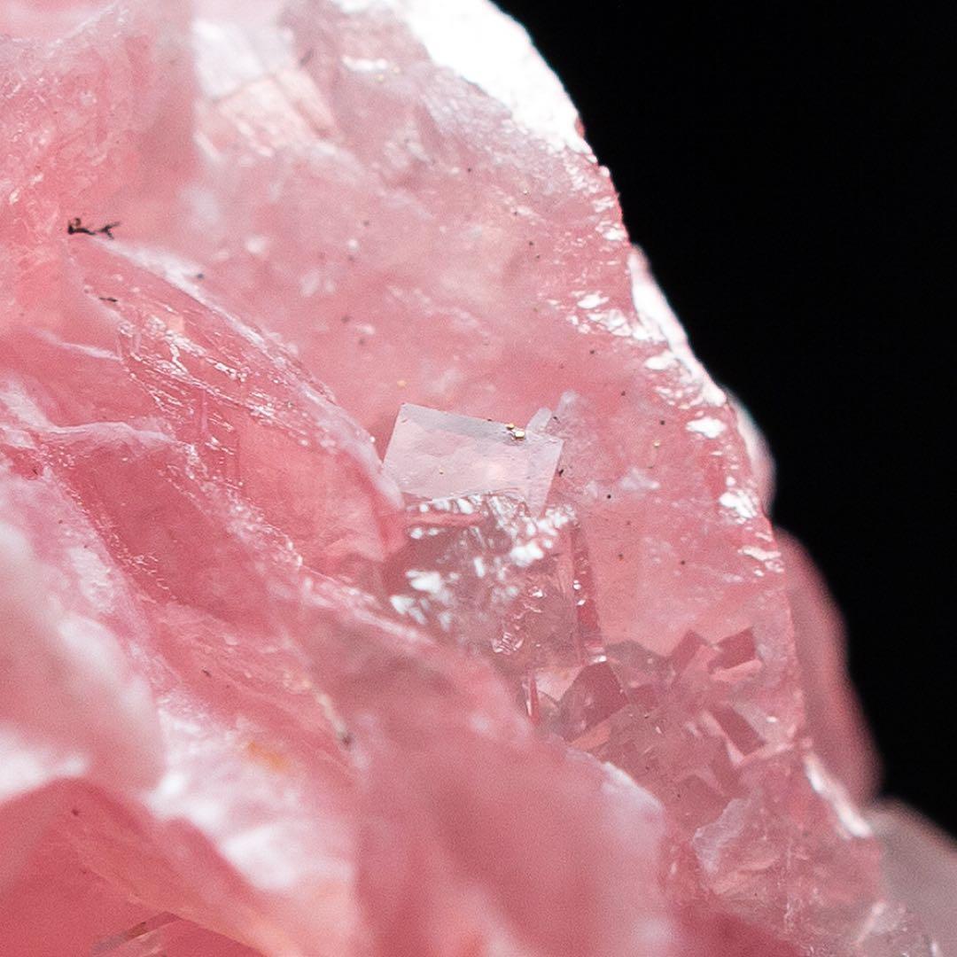 中国 ロードクロサイト 菱マンガン鉱 天然石 原石 鉱物標本 鉱石 蛍石 721