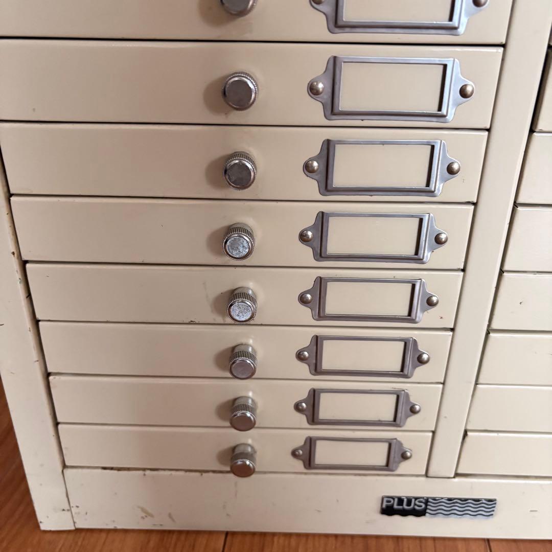 ヴィンテージ plusスチール製　引出し　 左右10段 古道具　収納　小物入