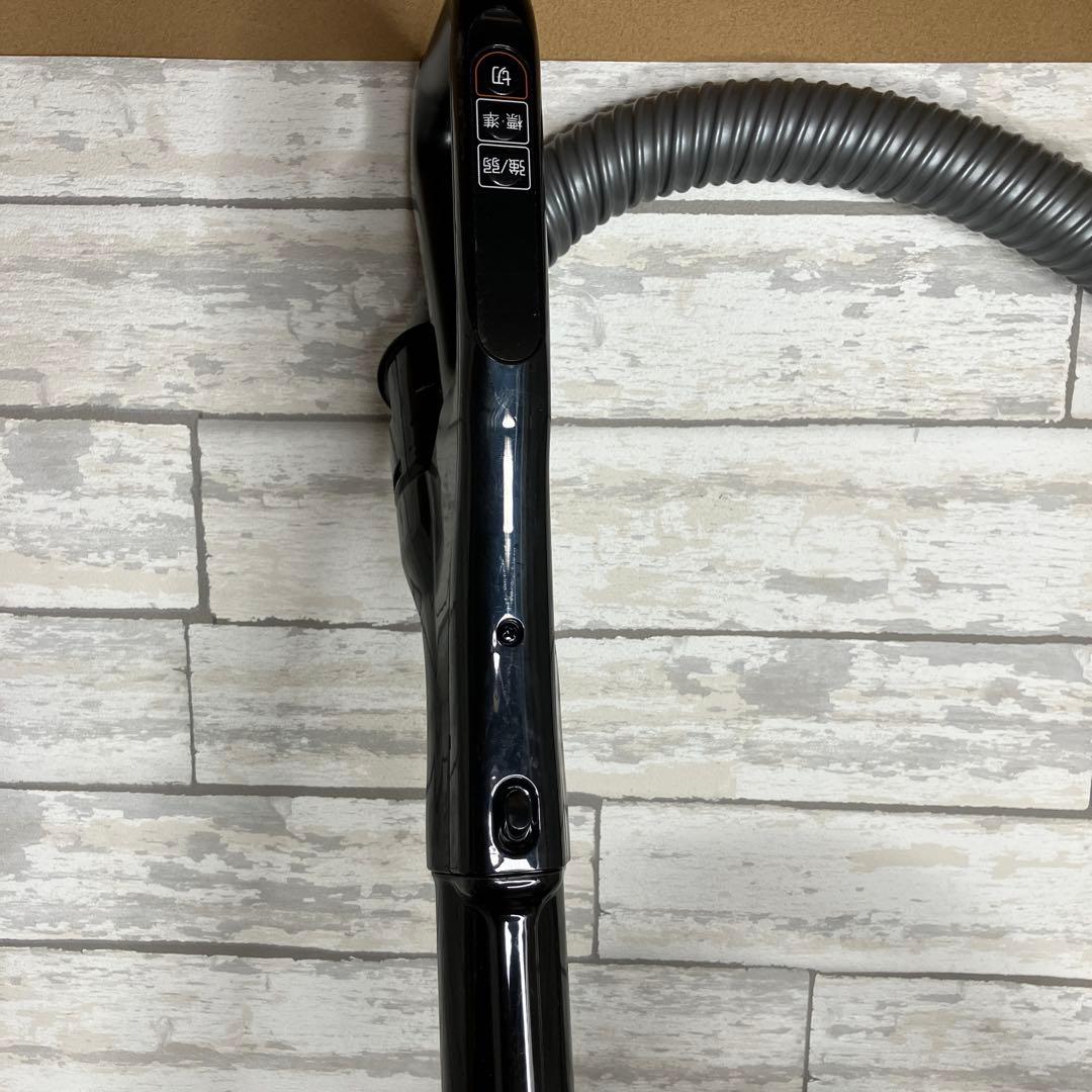 TOSHIBA紙パック掃除機　VC-PJ7A