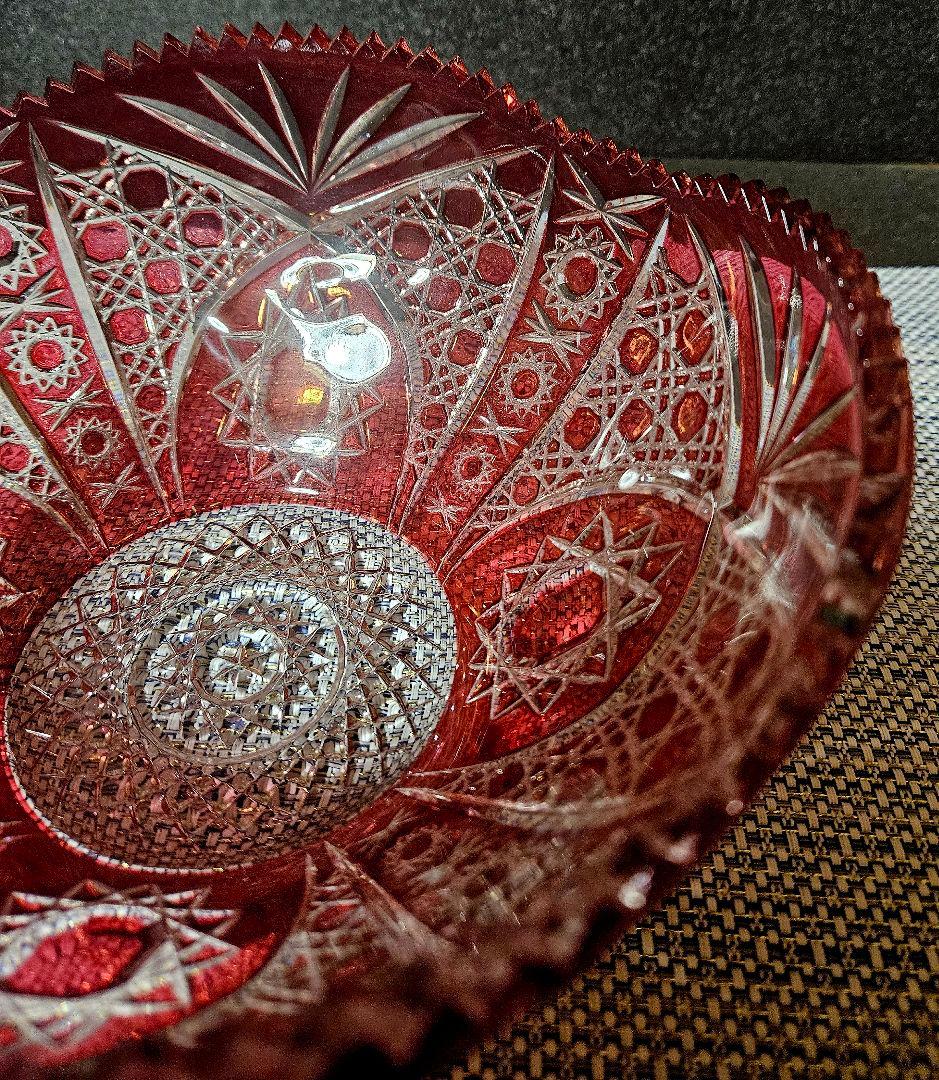 輸入品フランス製　赤被せ　クリスタル　カットガラスボール　切子ボール　オブジェ