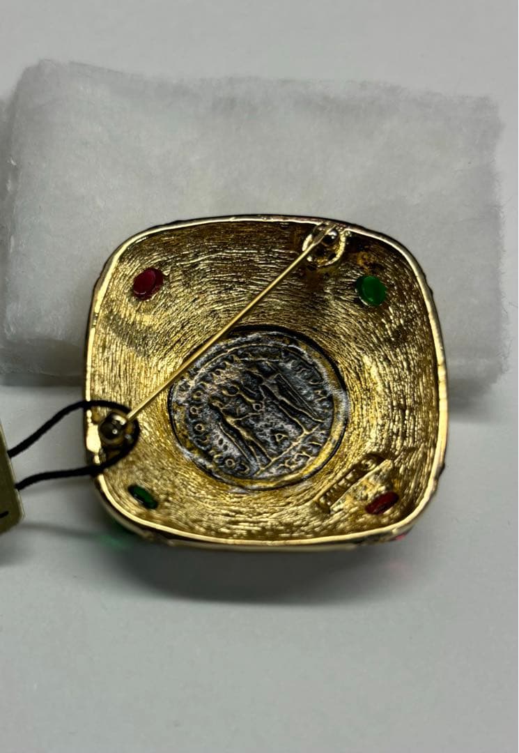 Ciner ブローチ ラインストーンデザイン　ゴールド