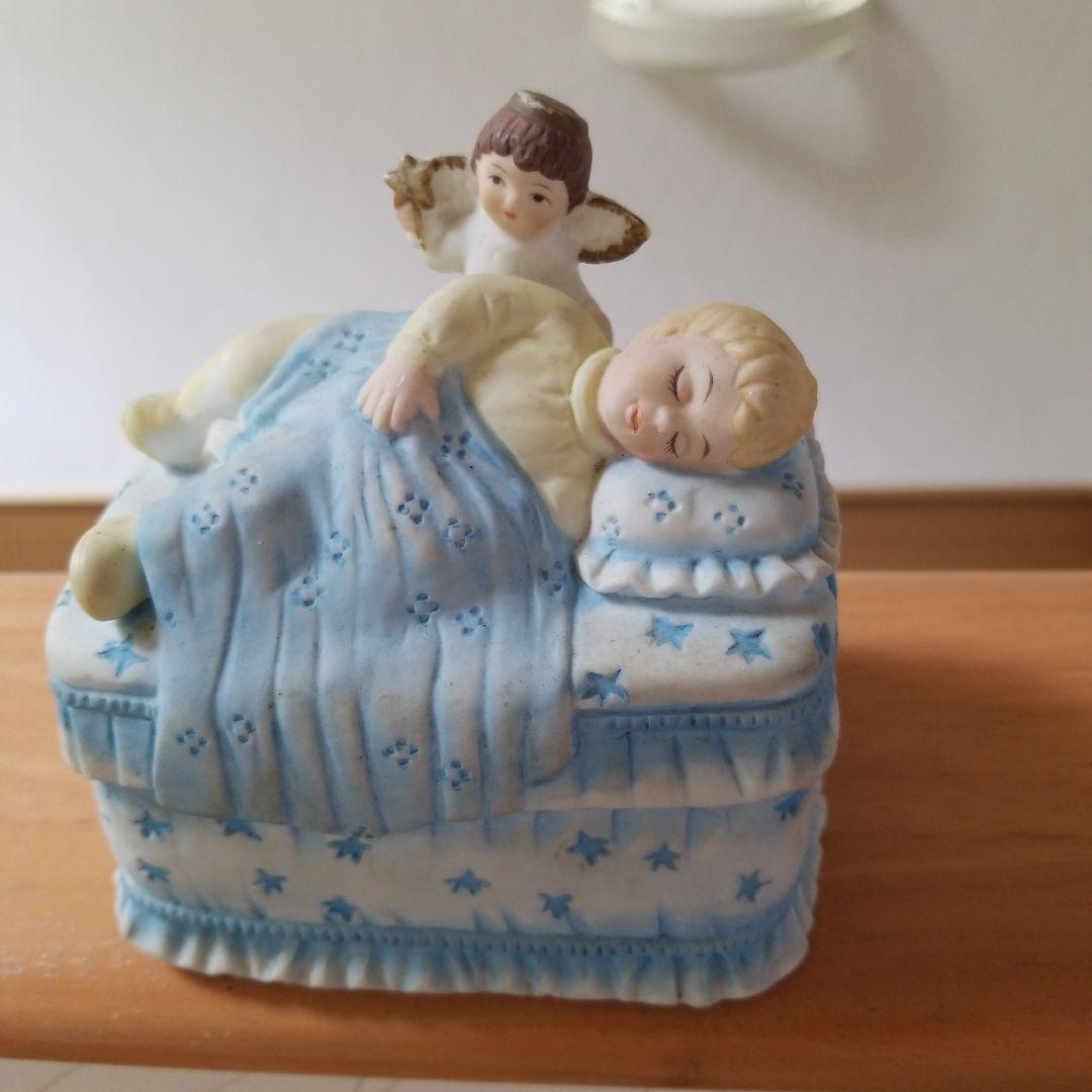 陶器人形　美術品　置物　天使と夢みる子供