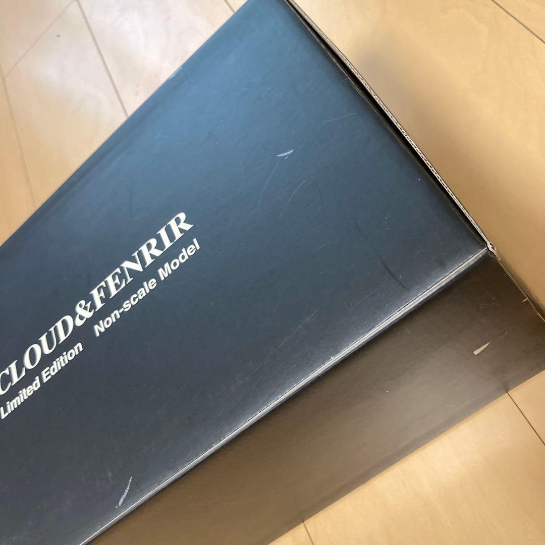 【即購入ok!!】CLOUD & FENRIR 限定版 ノンスケールモデル