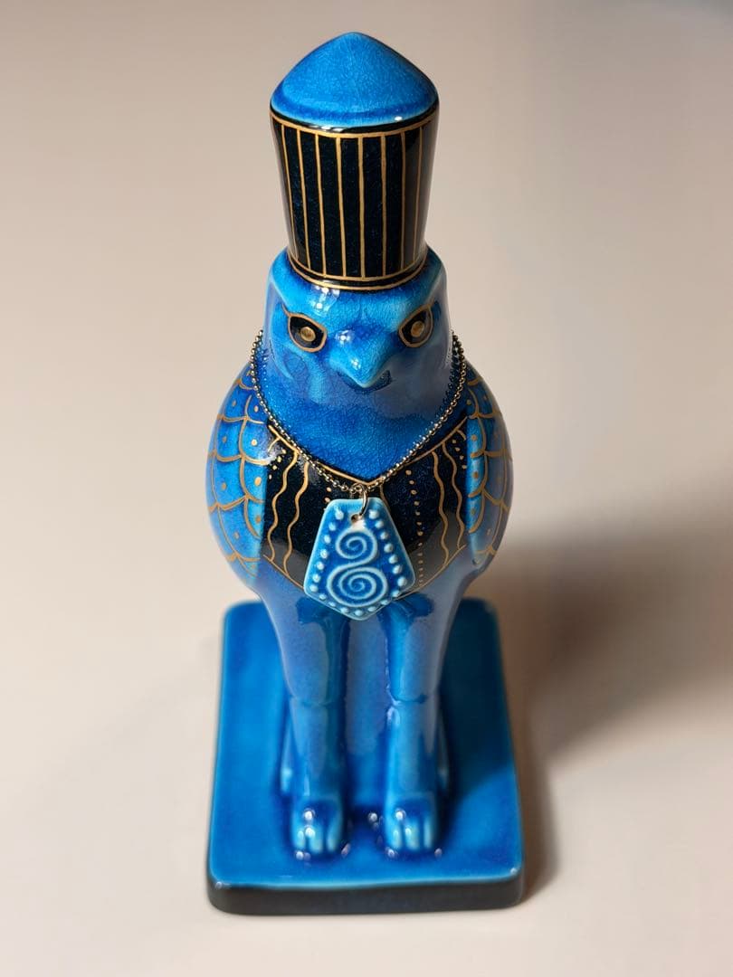 #美濃焼 幸兵衛窯 エジプト神 九栄神 ホルス 隼 青釉金彩　S-1