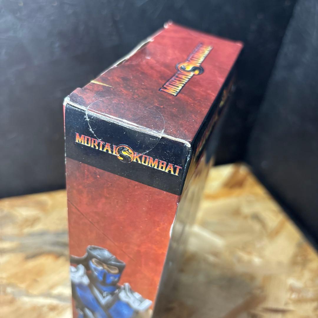 マクファーレン トイズ モータルコンバット フィギュア　スコーピオン　サブゼロ