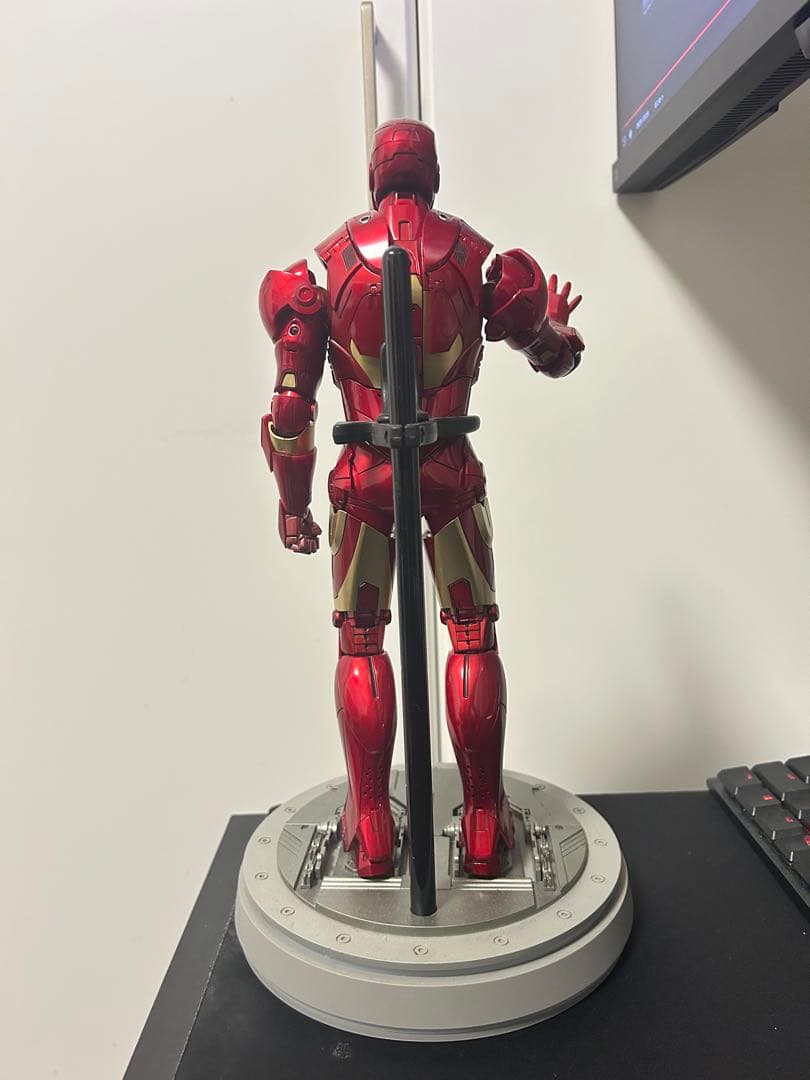 アイアンマン MARK III ダイキャスト フィギュア