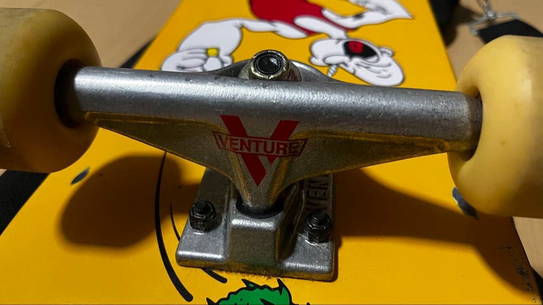 スケートボード GIRL Skateboards