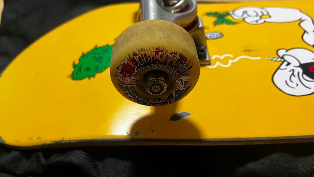 スケートボード GIRL Skateboards