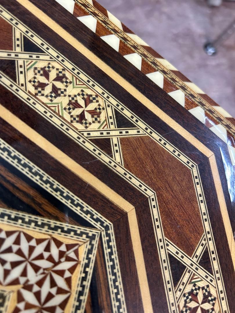 象嵌寄木細工　八角形アンティークテーブル 花台 サイドテーブル