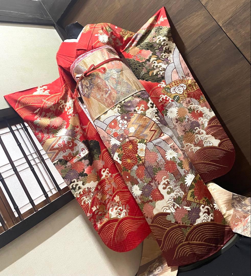 なのなのbox振袖長襦袢サイズS〜M 正絹　花柄 波模様