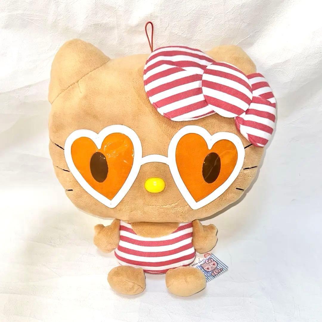 2018年 タグ付き ハローキティ bigぬいぐるみ 日焼け ハートサングラス