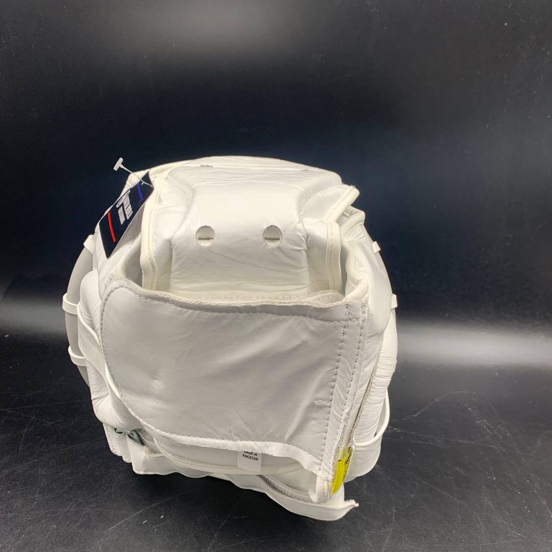 a397 MARTIAL WORLD ヘッドギア　ヘッドガード ホワイト　白　M