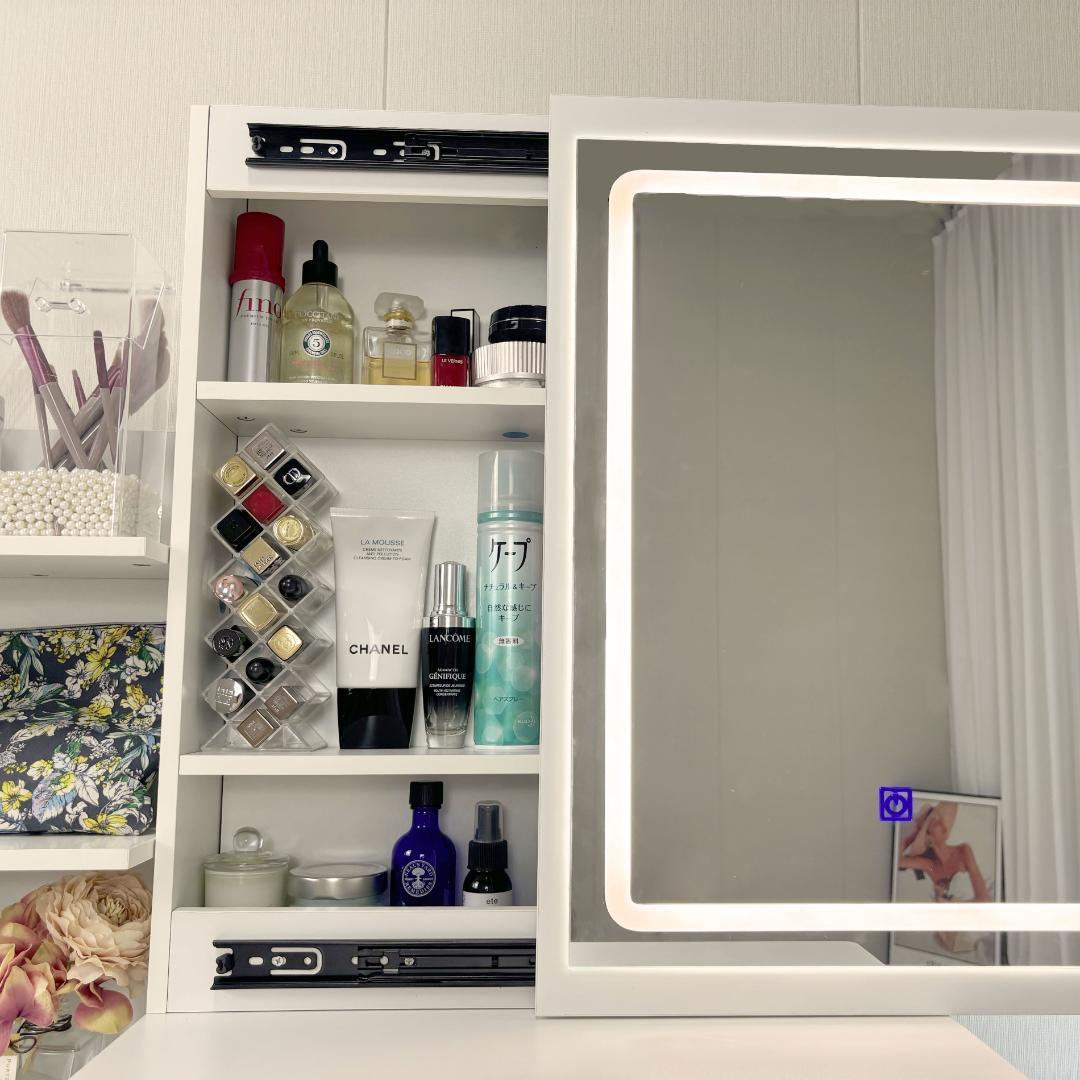 ホワイトドレッサー・鏡台 LED照明付き 訳あり品　写真をご確認 J102-①