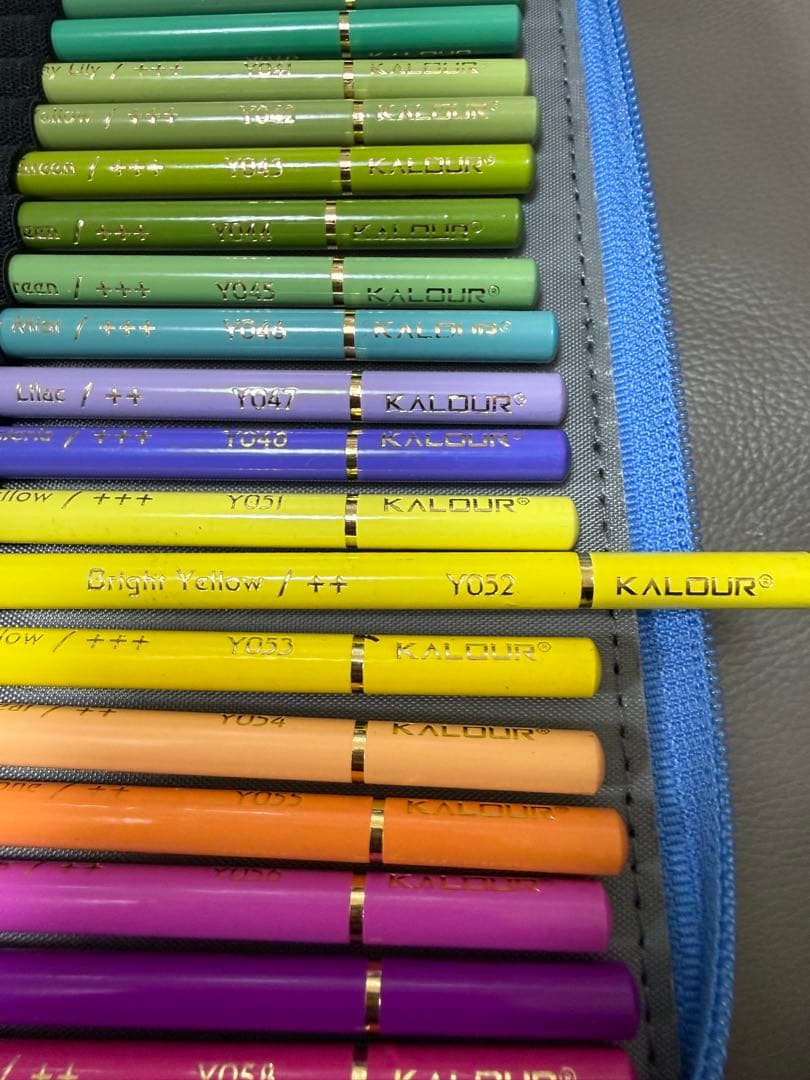 色鉛筆ファーバーカステル、三菱ペリシアンなど計489本まとめ売り 収納ケース付