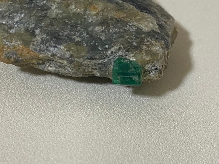 エメラルド　24g