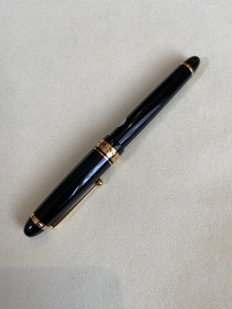 （美品）パイロット pilot 万年筆 カスタム743 Mニブ 14金