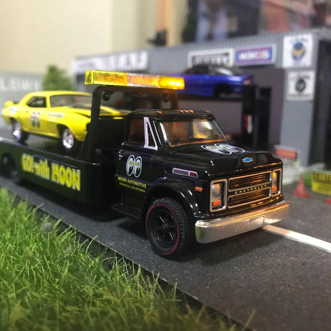 M2 シボレー C60 ムーンアイズトレーラーブラックとカマロRSイエローセット