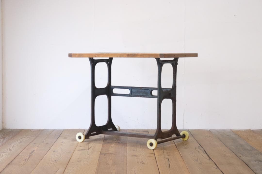 ヴィンテージ 作業台 テーブル 机 展示台 インダストリアル 天板 無垢材