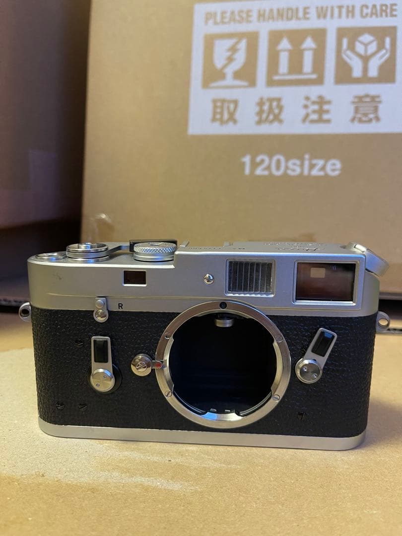 Leica m4 シルバークローム