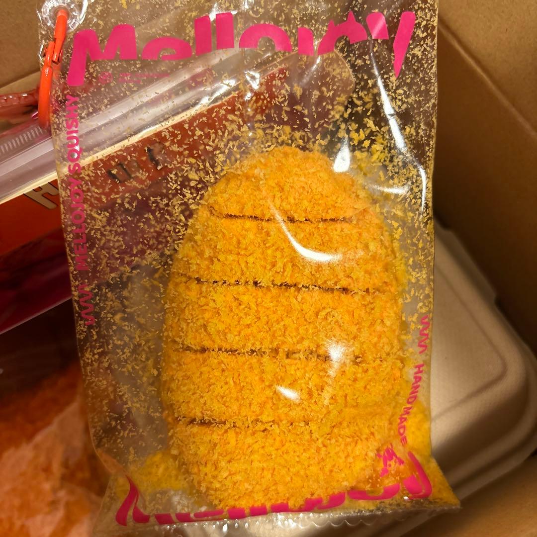 スクイーズ　mellojoy MOMO