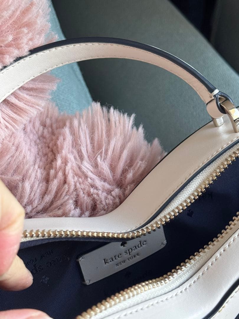 ⭐︎kate spade⭐︎ フラッターフライ 3D クロスボディ ショルダーバッグ