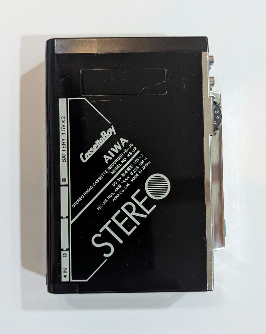 AIWA HS-J9 カセットボーイ TV/AM/FM
