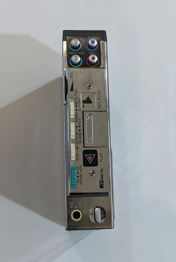 AIWA HS-J9 カセットボーイ TV/AM/FM