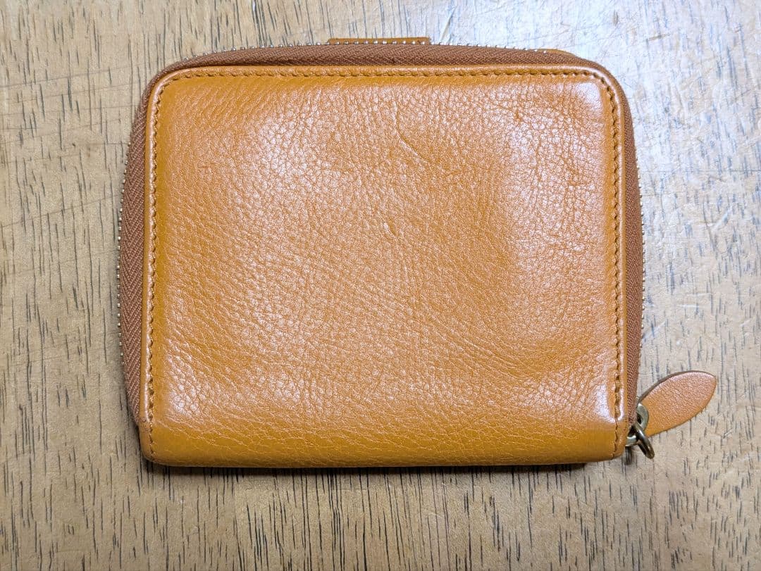 【美品】 IL BISONTE ラウンドジップウォレット ヤケヌメ 人気 現行品