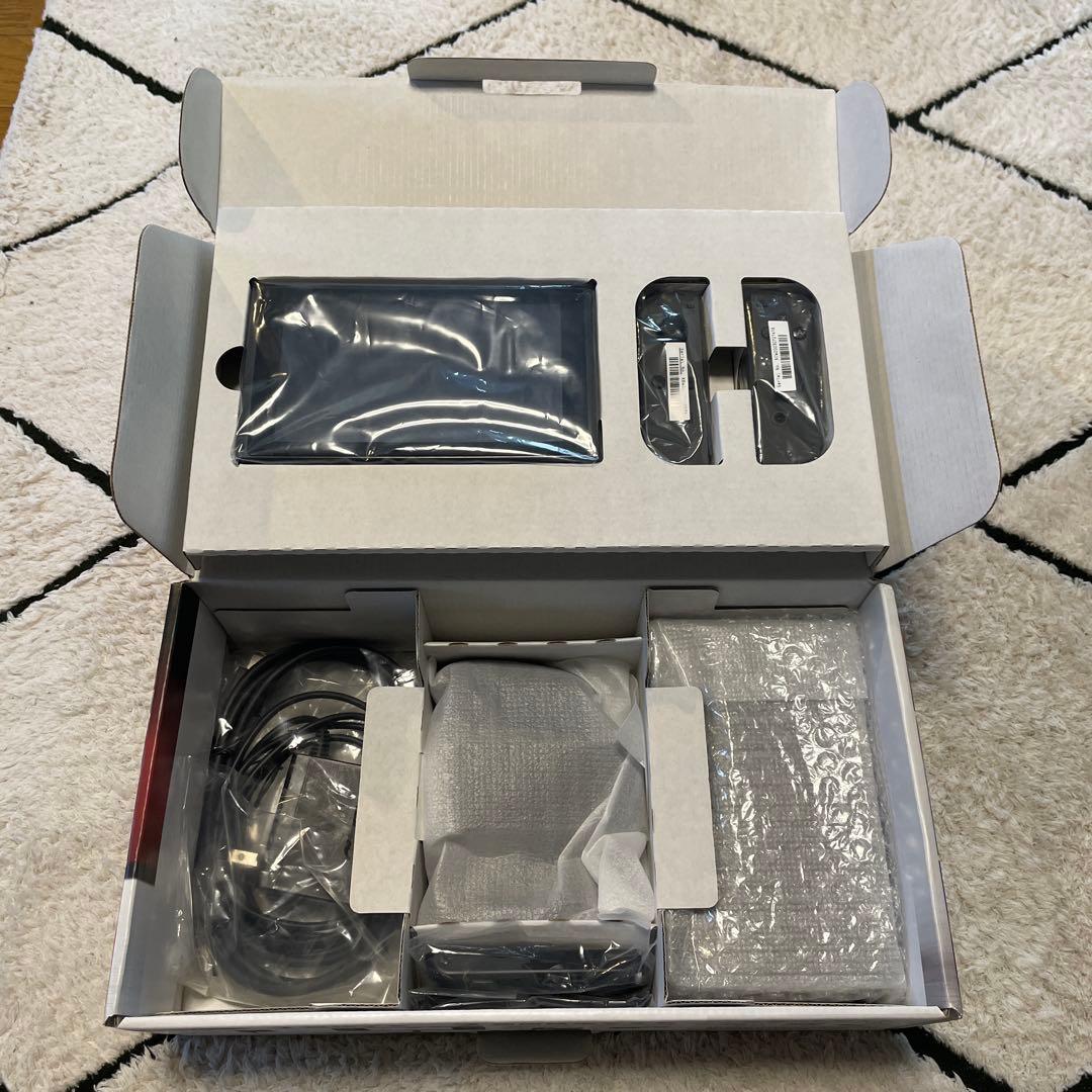 Nintendo Switch本体 【SDカードオマケ】