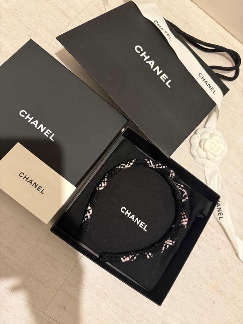 CHANEL カチューシャ