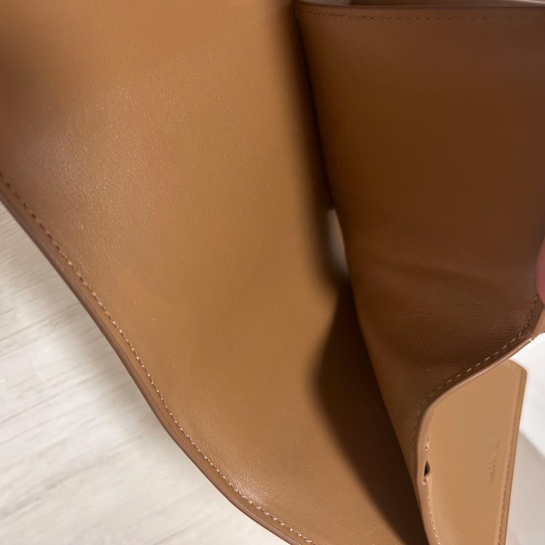 セリーヌ　折りたたみ　財布　ブラウン