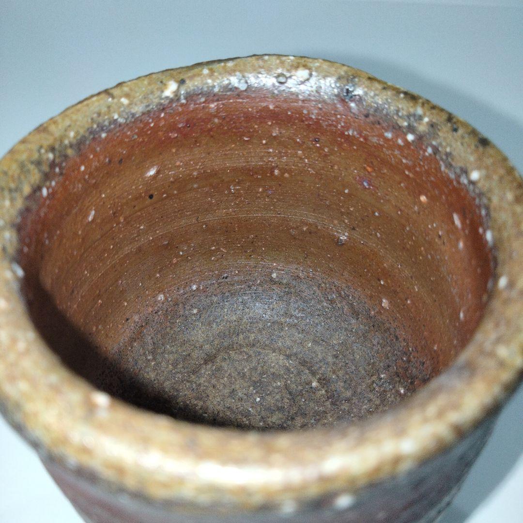 v266-6 岡山県無形文化財 金重道明作 備前焼 ぐいのみ 備前酒呑 共箱　E