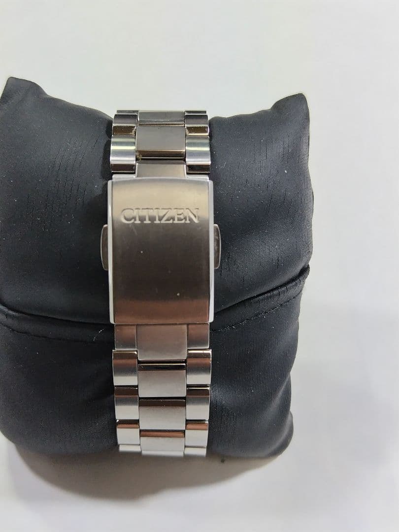 シチズンアテッサ　ダイレクトフライト　エコドライブ　電波時計　軽量チタン製