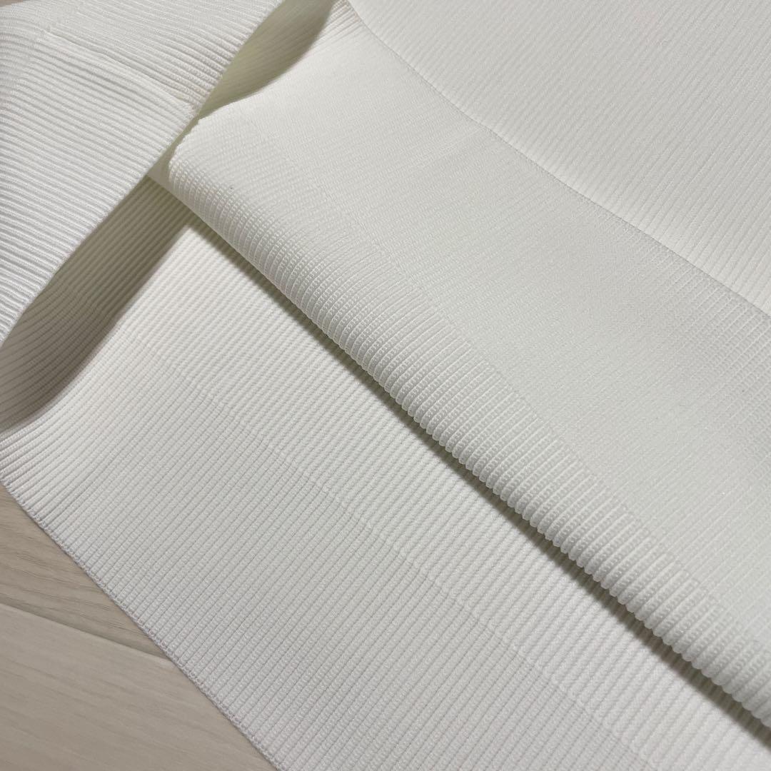 るんるん ニューバランス ゴルフ ロゴ ニットセーター ＆ スカート 上下