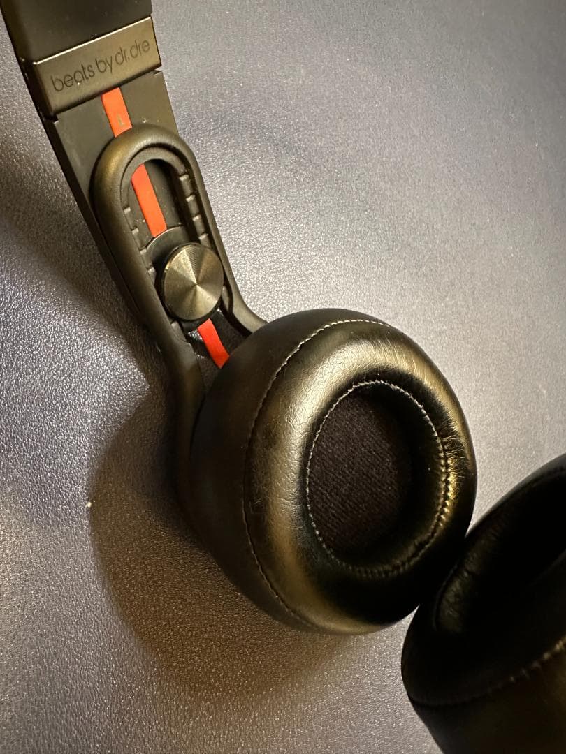 Beats beats mixr ブラック/レッド