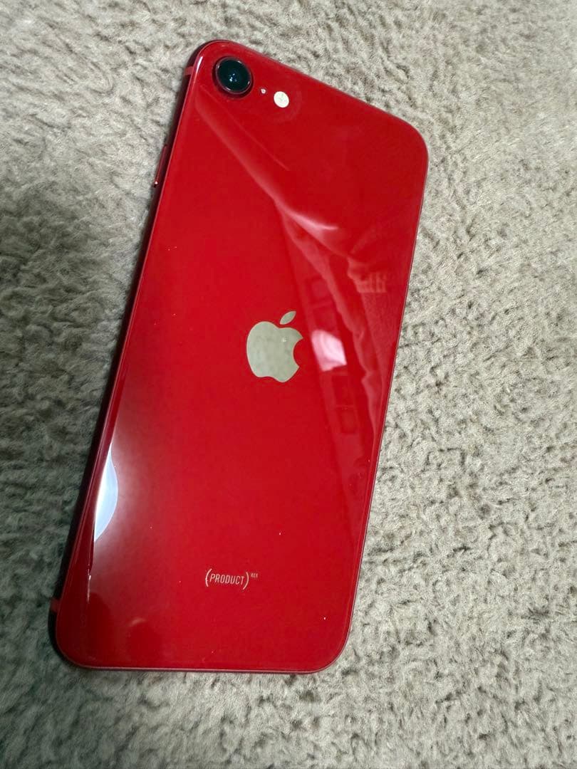 Apple iPhone SE (第3世代) レッド