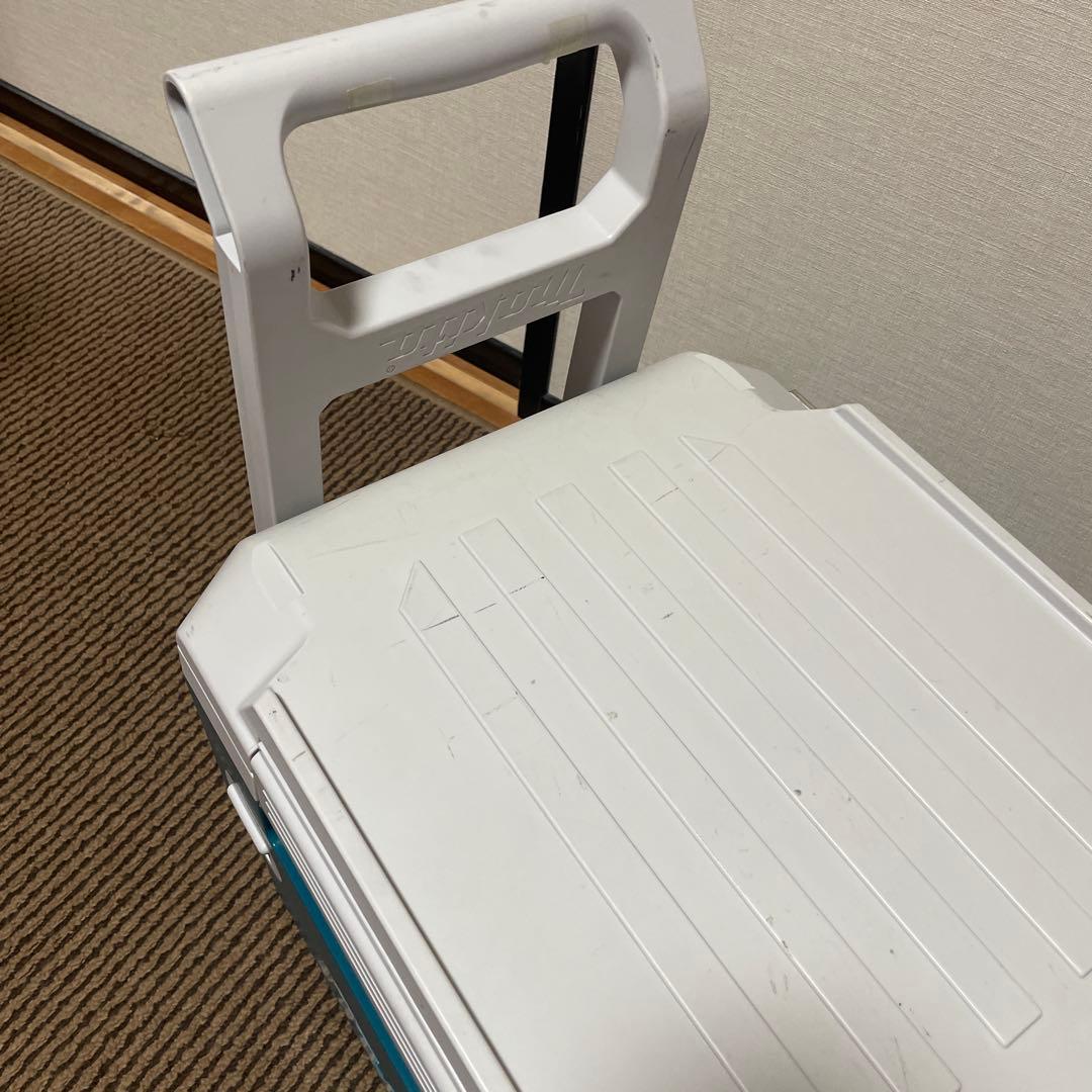 高橋です！マキタ　冷温庫