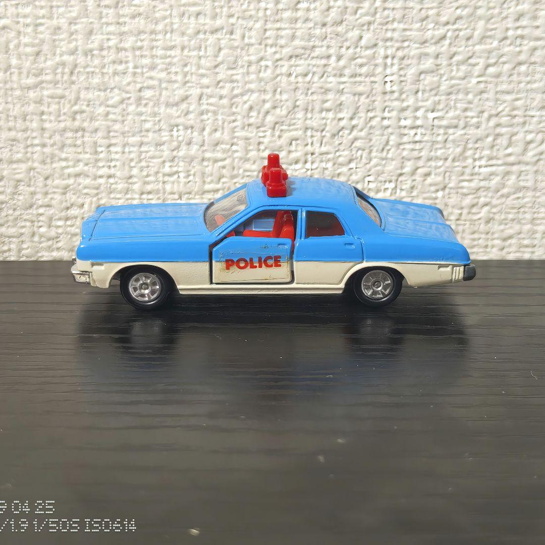TOMICA　トミカ　ダッジコロネット　ポリスカー　箱付き
