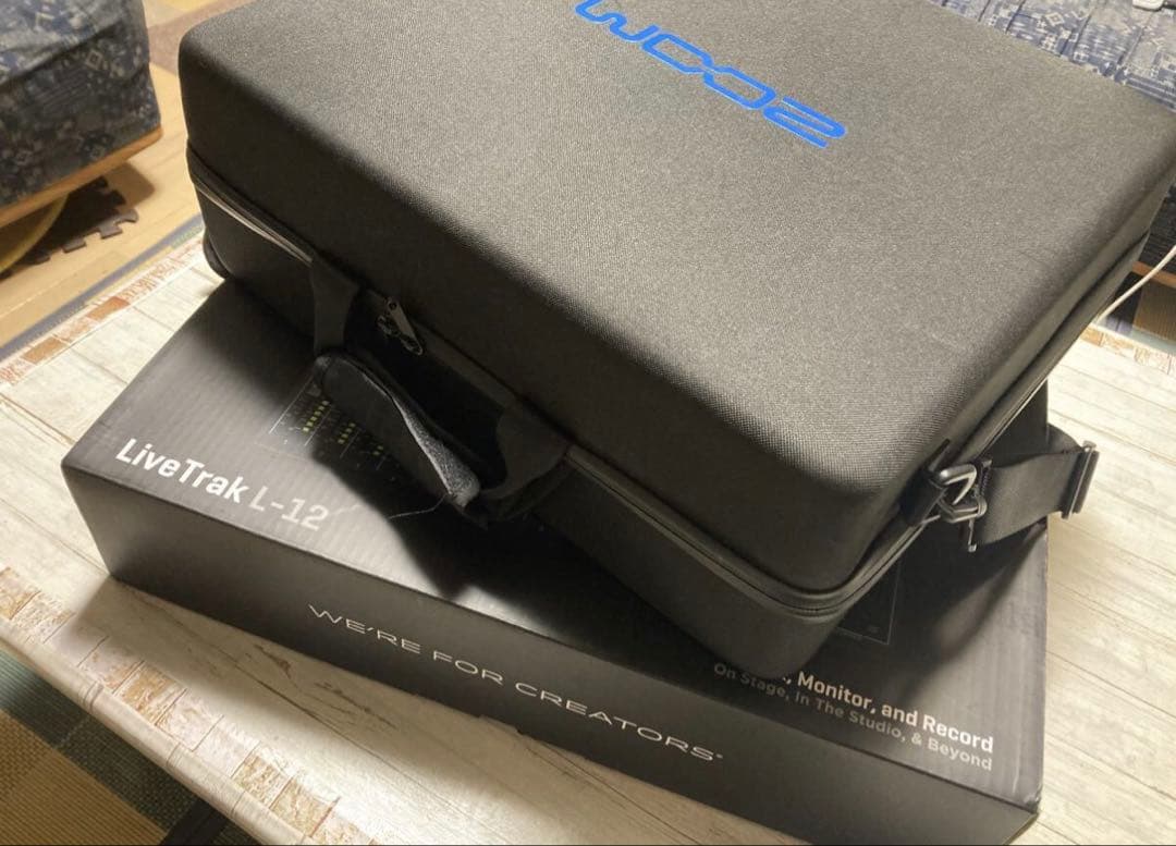 ZOOM LiveTrak L-12 デジタルミキサー MTR 専用ケース付き