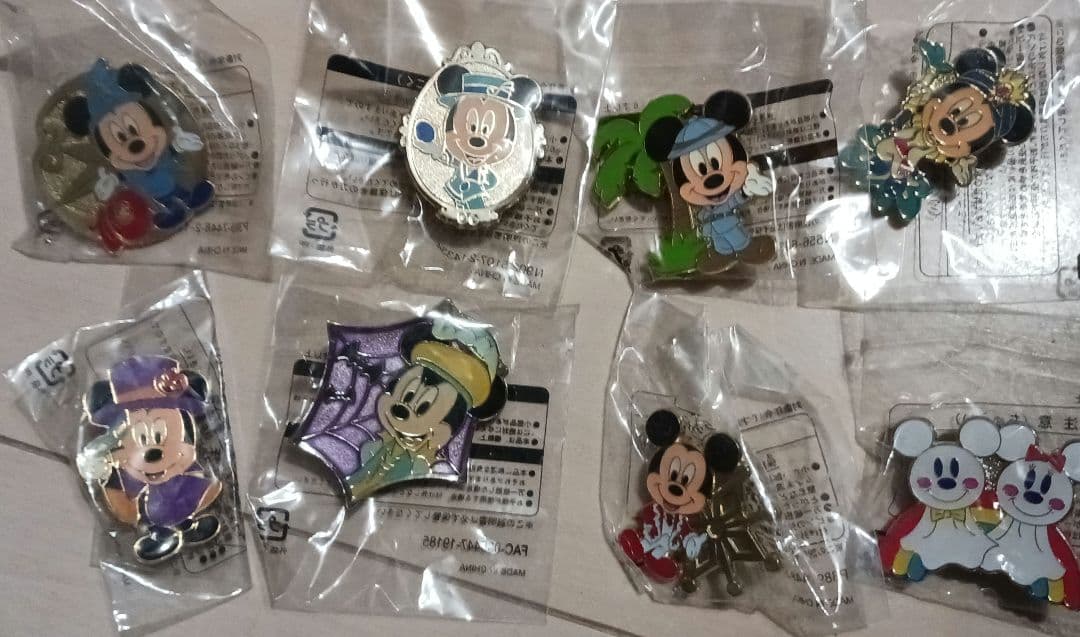 ディズニー　ピンバッジ　63個+15個