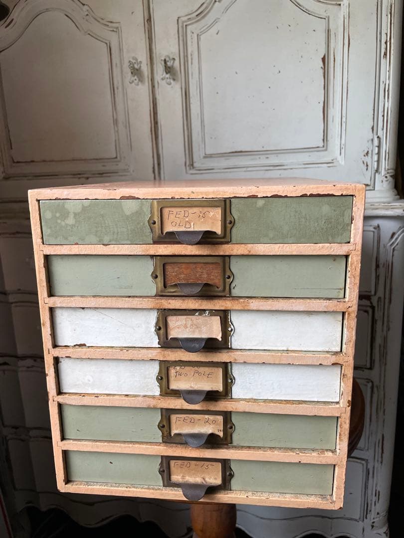 フランス　アンティーク　家具　引き出し　ドロワー　チェスト　収納　レア