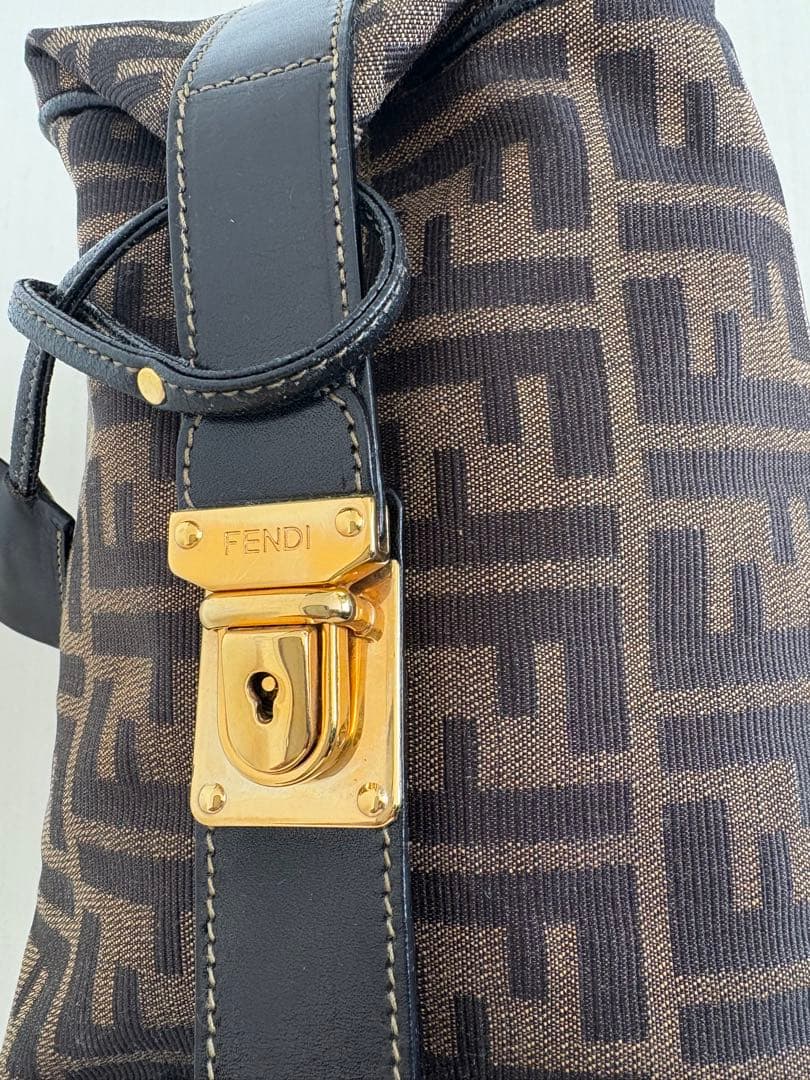 【値下げ！】FENDI フェンディ ズッカ 柄バニティバッグ ブラウン 茶