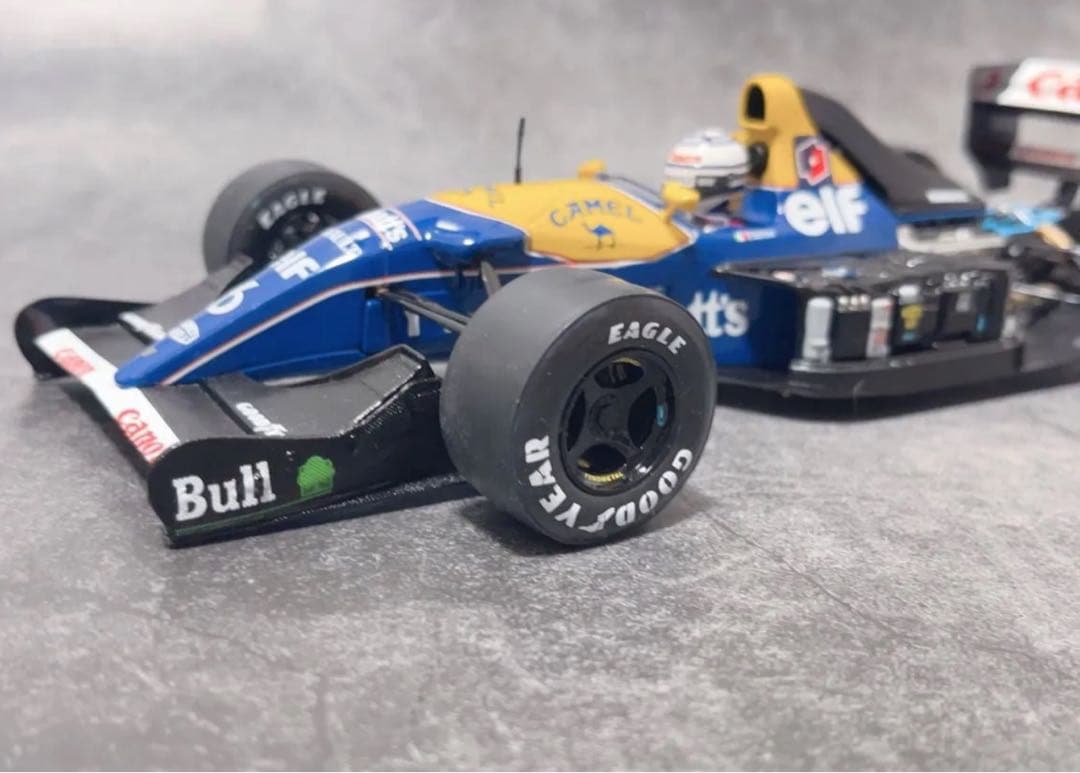 カスタム品 1/18 Quartzo ウィリアムズ ルノー FW14B