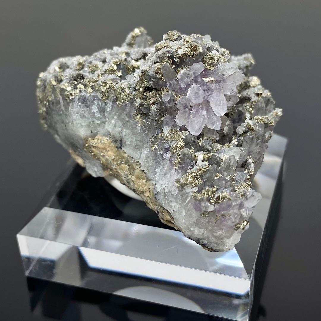 アメシスト　パイライト　紫水晶　黄鉄鉱　鉱物標本　天然石　ストーン　アメジスト