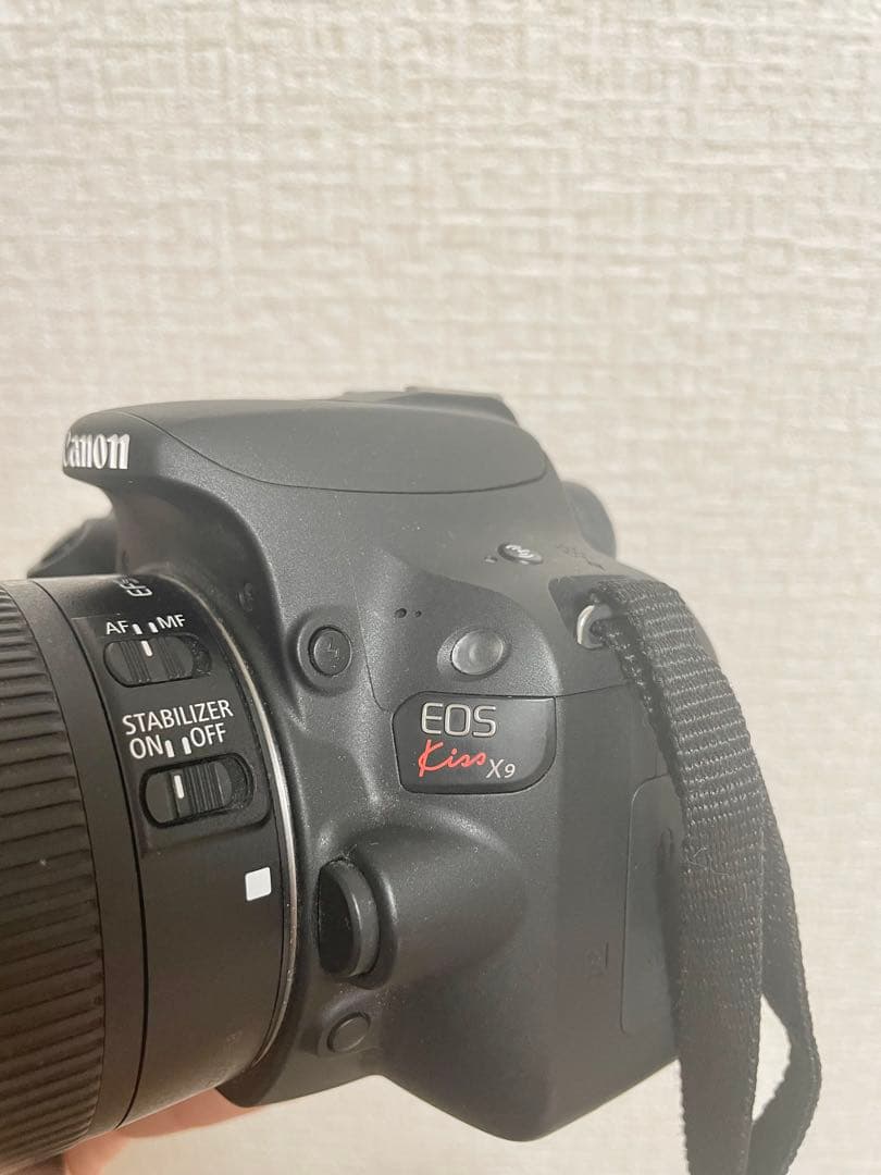 Canon EOS Kiss X9 デジタル一眼レフ