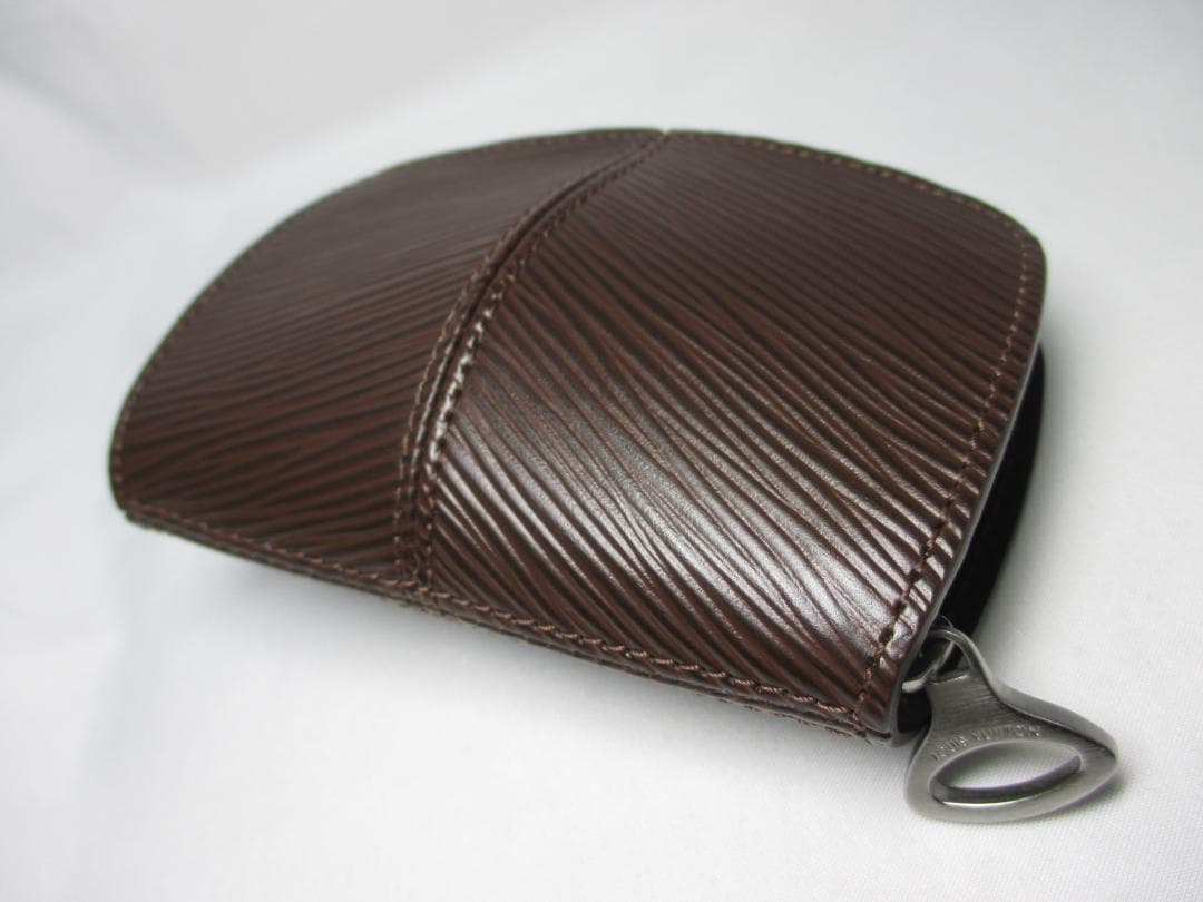 未使用品 ルイヴィトン ケース ミニポーチ エピ M6344D ブラウン