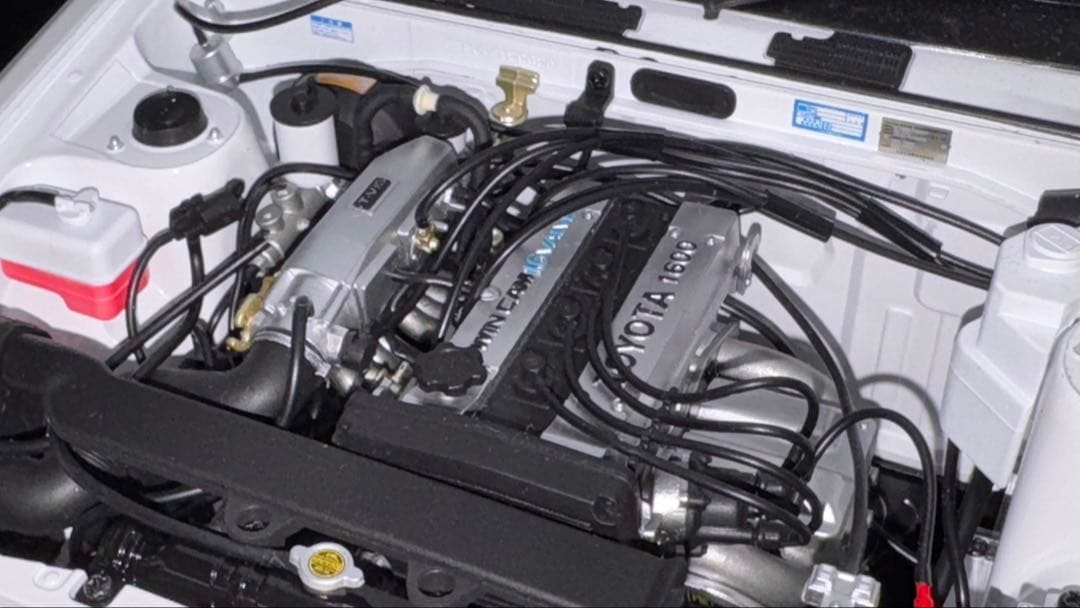 デアゴスティーニ　AE86 スプリンタートレノ　1/8スケール